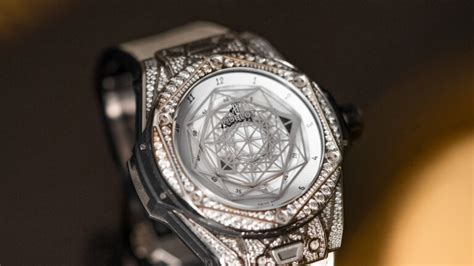 iced out hublot fake|Spotting Fake vs. Authentic Hublot Watches: A How.